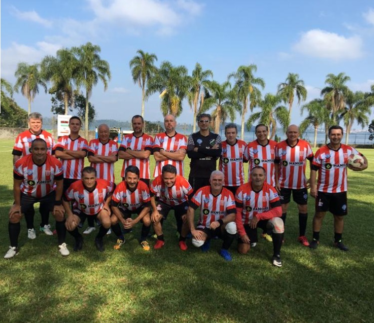 Estudiantes Sênior